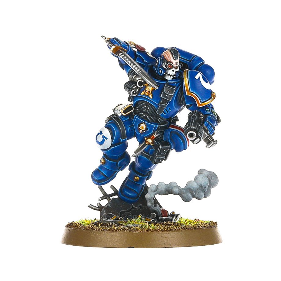 Space Marine Primaris Lieutenant in Reiver Armour