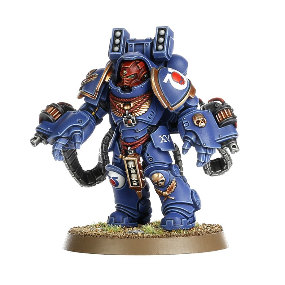 Space Marine Aggressor Squad